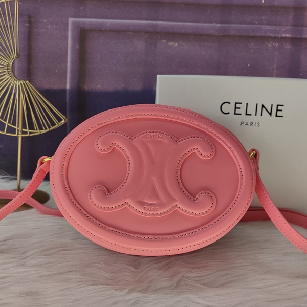 スーパーコピーブランドバッグ正面デザイン